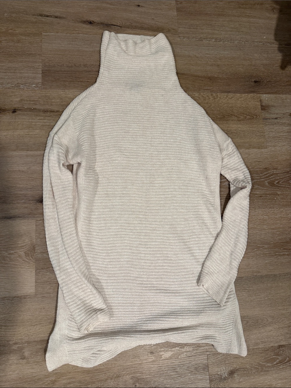 Old Navy Cream Ribbed Turtleneck Sweater